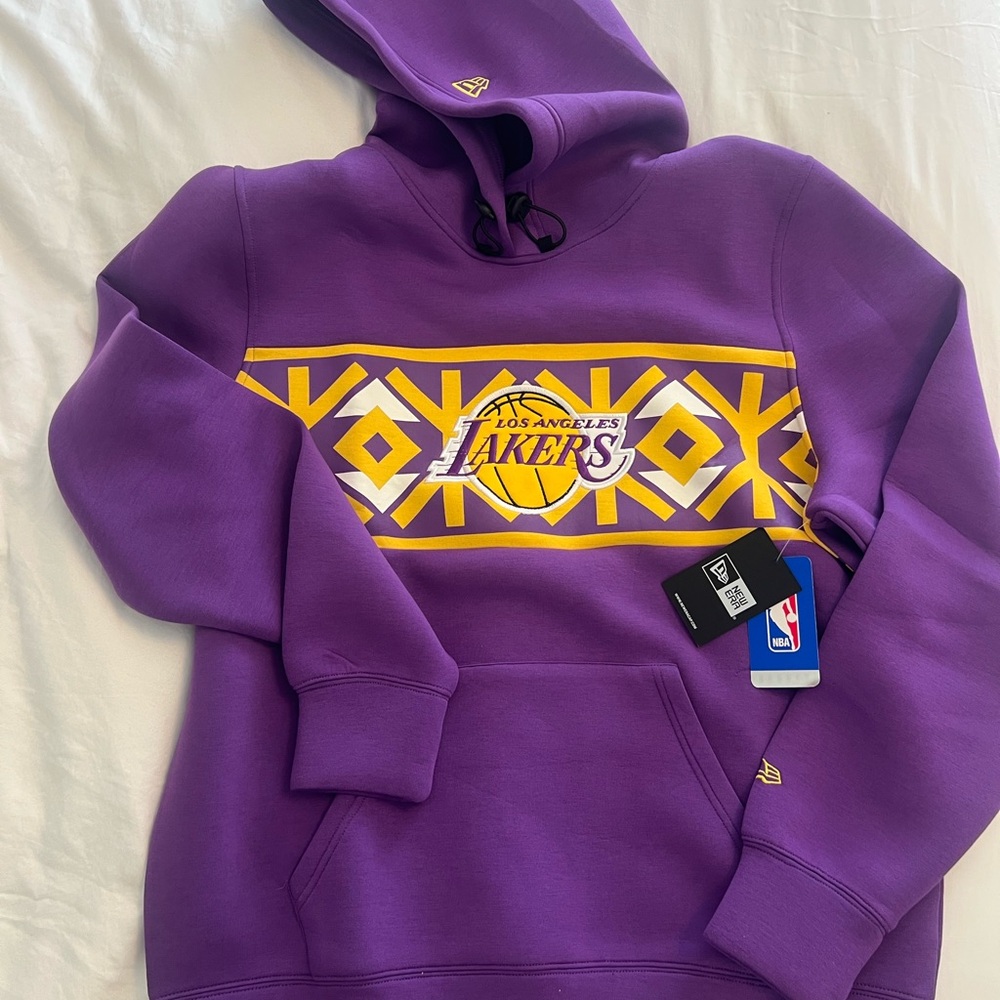 LA Lakers Basketball New Era Purple and Yellow Hoodie Mens L- Brand new with tag